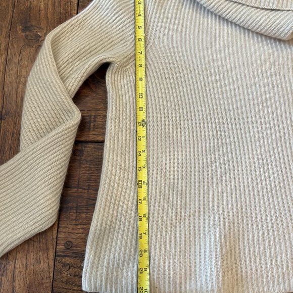 **SOLD** The Row Agnetta Off-The-Shoulder Cashmere - Picture 11 of 12